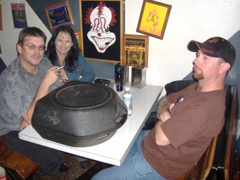 Mark & wife Teresa, and Rich chillin' pre-show...